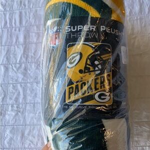 NWT NFL Green Bay Packers Micro Raschel Soft Throw Blanket 46" x 60"